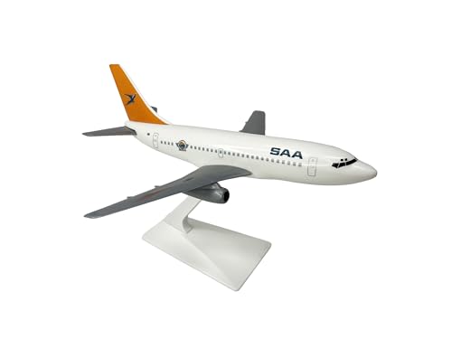 Flight Miniatures South African Cargo 737-200 1:180 Scale - Plastic Snap-Fit Model Airplane - Collectible Replica of South African Airlines Aircraft - Part# ABO-73720F-008