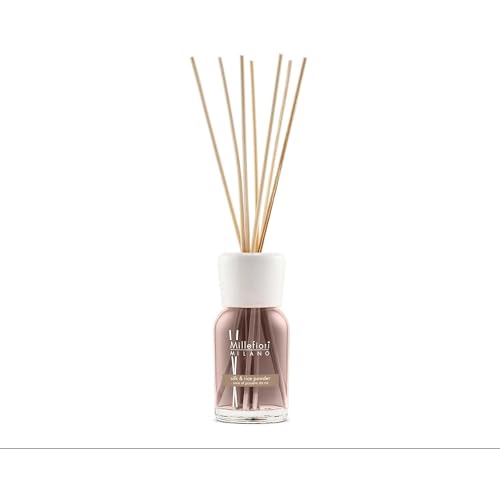 Disponibile in un'ampia gamma di fragranze e ricaricabile.