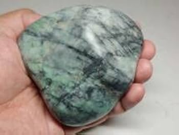 Amazon.co.jp: 黒緑 556g 翡翠 原石 ヒスイ 鉱物 鑑賞石 糸魚川