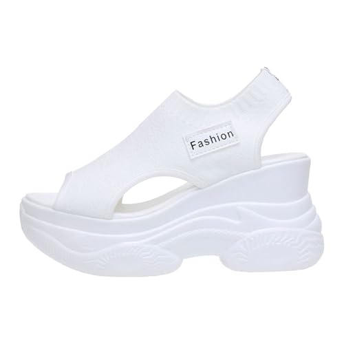 Chaussure compensée femme de qualité : finitions soignées en maille résille