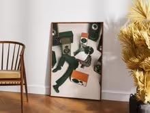 BMGKYAGL Decorazione murale a tema musica retrò – Poster con cuffie in vinile – Stampa estetica urbana – Uomo nero con altoparlanti (40x60 cm/Cornice interna)