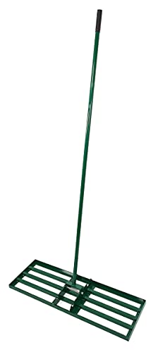 Landzie & Ryan Knorr Lawn Level