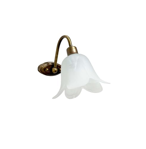 Monta 1 lampadina e14 attacco piccolo.