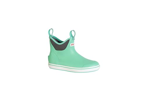 Xtratuf Women's Ankle Deck Boot, Green, Size 7(M)