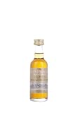 glendronach 12 sauternes Farbe: Bernstein. Nase: Fruchtig, würzig, rund, Brombeeren, rote Pflaumen, Sherry, kandierte Orangen, Noten von Gebäck. Geschmack: Bitterschokolade, Sherry, Pflaumen, Zimt, Nüsse. Abgang: Lang anhaltend, würzig, weich.