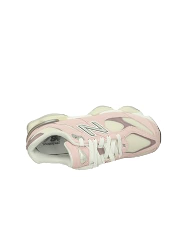 Image of New Balance Women 327 Sneaker