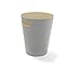 Produktbild Umbra Woodrow Abfalleimer - Zweifarbiger Holz Papierkorb für Büro, Badezimmer, Wohnzimmer und Mehr, 7,5l Fassungsvermögen, Natur / Hellgrau, Grau
