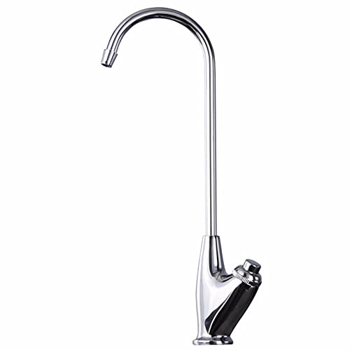 Robinet de filtre à eau potable pour une cuisine saine et évier organisé