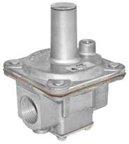 Maxitrol 3/4" Straight-Thru-Flow Gas Regulator (1,300,000 BTU)