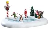 Miniatura 2 de Lemax Village Collection Np BO Ice Follies - Rink, blanco, rojo, negro, verde, amarillo