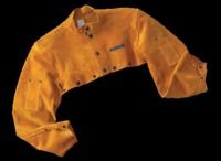 Radnor Large Bourbon Brown One-Piece Premium Side Split Cowhide Cape Sleeve