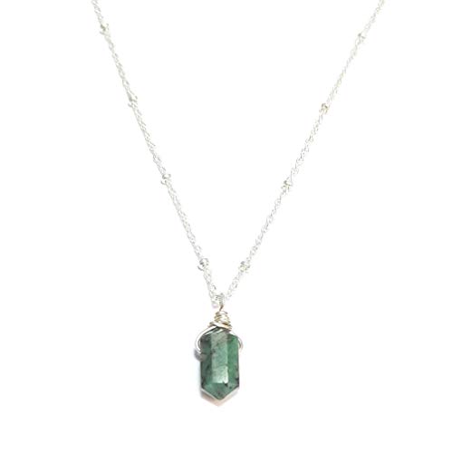 Collier émeraude argent 925 pour sublimer vos tenues quotidiennes