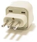 VCT VP107AW Adaptador de conexión a tierra de viaje internacional para Italia convierte enchufe de Estados Unidos y Europa a enchufe de Italia