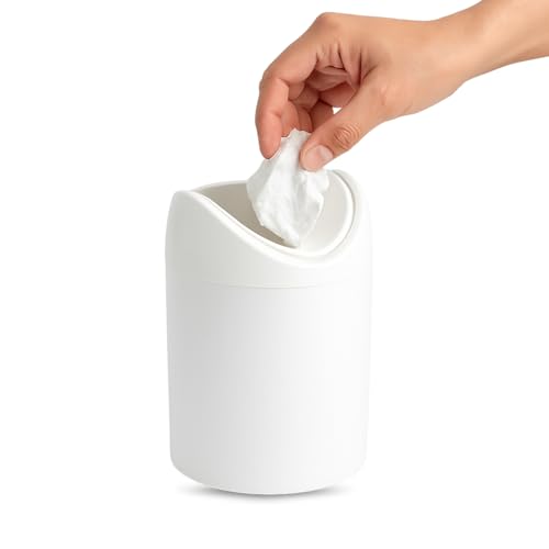 TECHZOCO Papelera de mesa con tapa abatible, Mini Basurero de Mesa, Cubo de Basura para Escritorio, Papelera Escritorio de Oficina, 17.5 cm de altura, Plástico, 1.4 Litros, Blanco