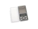 ✅ Su diseño compacto y portátil, junto con la tapa protectora, la convierten en una opción ideal para llevar a cualquier lugar. Ya sea para pesar ingredientes en la cocina, preparar café, medir joyas, hierbas, polvos o realizar trabajos de laboratorio, esta báscula será tu mejor aliada.