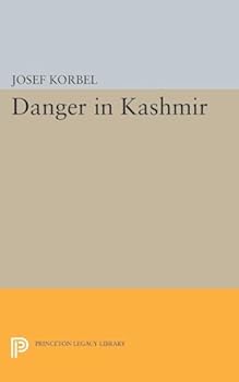 Paperback Danger in Kashmir Book