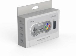 8Bitdo SF30 2.4G Wireless Controller packaging