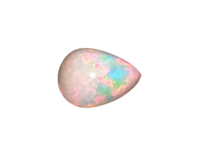 Opale de feu Welo cabochon poire AA naturelle d'Éthiopie de 4 carats