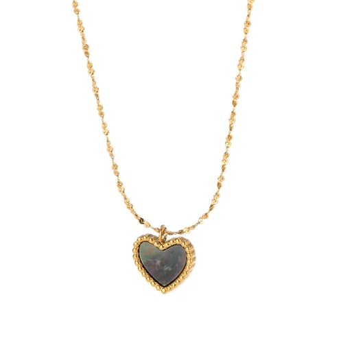 Collier romantique en coquillage blanc pour sublimer vos tenues d'été dorées