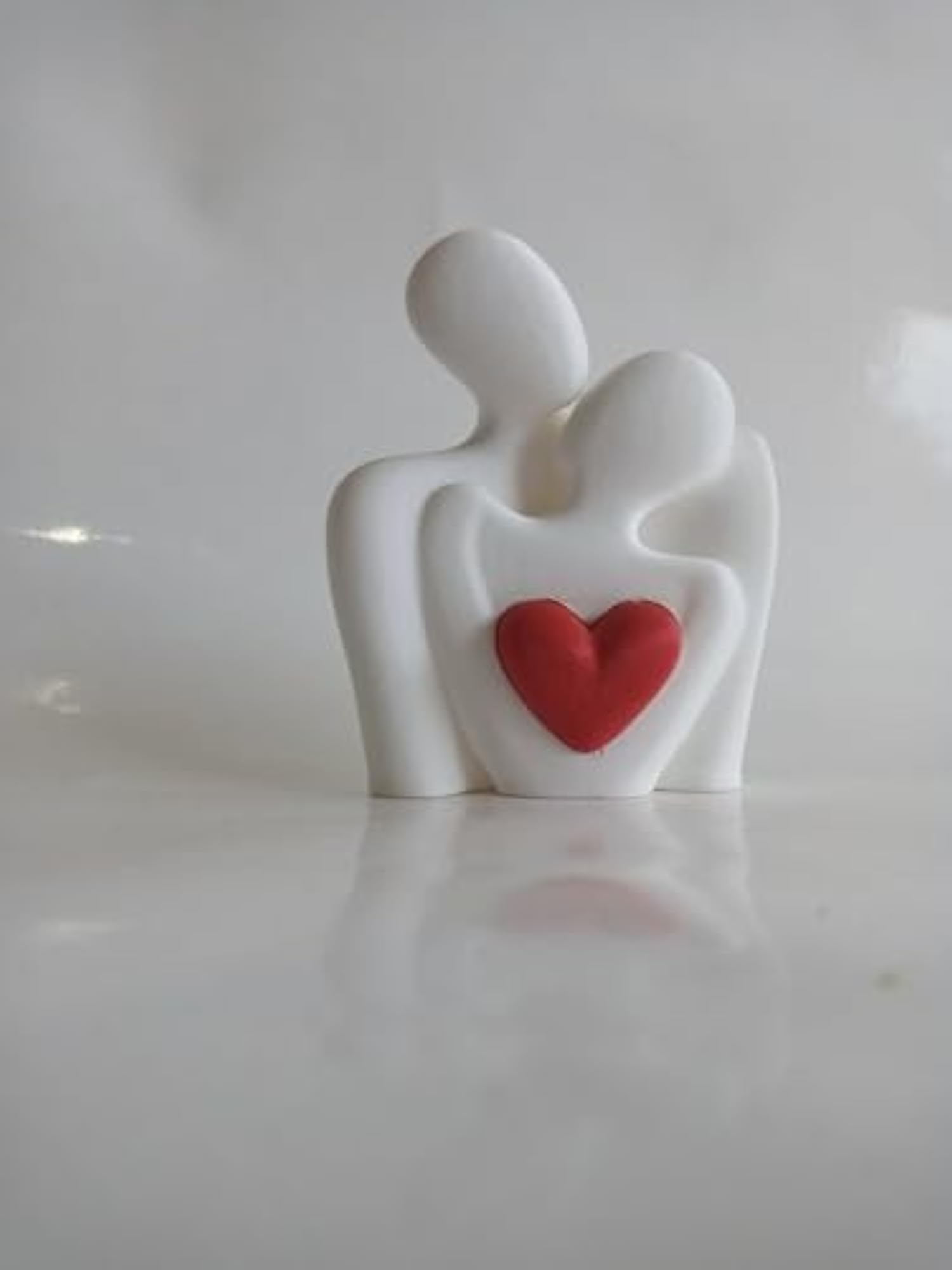 Abstract Couple Hugging Figurine Showpiece