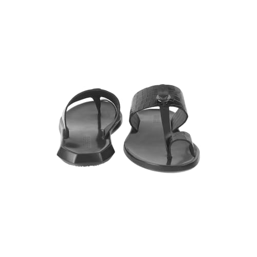 Image of Mochi Men Patent Leather Kolhapuri Ethnic Chappal
