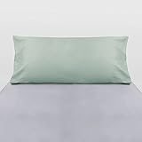 Puedes combinarlas con el resto de tu ropa de cama, tanto encontrando una tonalidad complementaria como una que contraste y le de un toque de originalidad y frescura a tu cuarto.