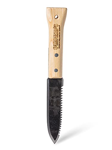 Why is a hori hori knife better than a trowel