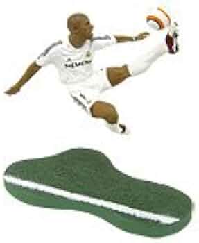 値下 ft champsレアルマドリード ベッカム ジダン ロベカル フィギュア