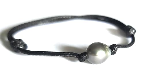 Bracelet de perle noire de Tahiti aux reflets bleutés montée sur un cordon coton noir ajustable pour homme femme ou enfant (Femme)