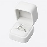 Niche-Finds Premium Velvet Ring Box – White Gift Jewelry Box, Compact Jewelry Storage for Rings & Small Jewelry