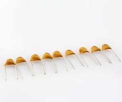SR201E104MAA Ceramic Capacitors 0.1uf / 100nf 100V 20% Tolerance Radial Leads 10 pieces