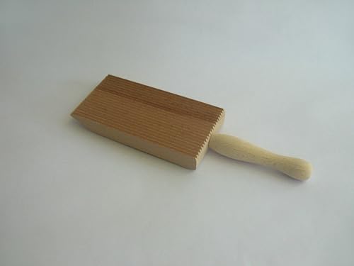Gnocchi-Brett Tredoni aus Holz für die Zubereitung von Pasta