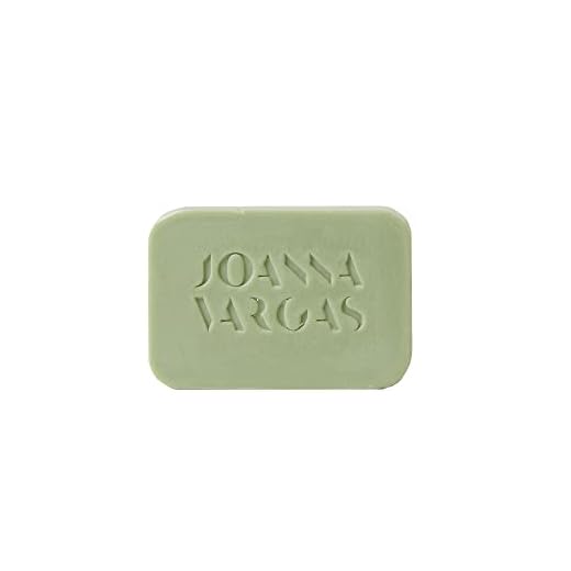 Joanna Vargas Ritual Bar. Invigorating Face and Body Soap that Energizes, Detoxifies and Smooths Skin. Made with Green Tea Extract, Avocado and Olive Fruit Oil (3.52 oz)
