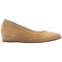 VISCATA Roma Womens Suede Flat, U-Cut Toe, Spain Handmade Casual Flat Comfortable Shoes with a Sturdy All Natural 1 Wedge. Made with Cushioned Leather Insole and Lined with Premium Leather