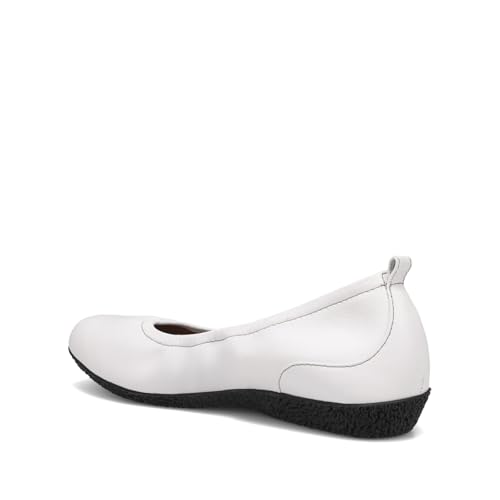 Image of Taos Footwear Women's Chit Chat Flat
