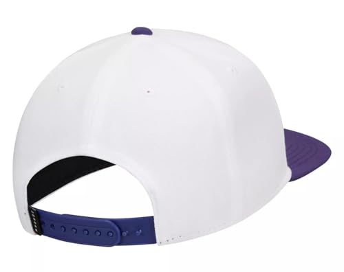 Image of Nike Men's Jordan Jumpman Logo Pro Snapback Adjustable Hat White