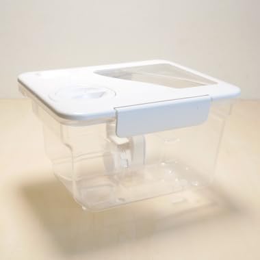 三菱冷蔵庫用の給水タンクM20VT5520 MITSUBISHI 浄水フィルター・パイプ等はすべてセットになっています。