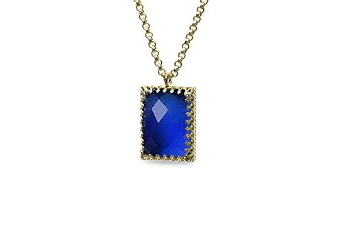 Collier de Saphir personnalisable à offrir comme précieux cadeau de naissance