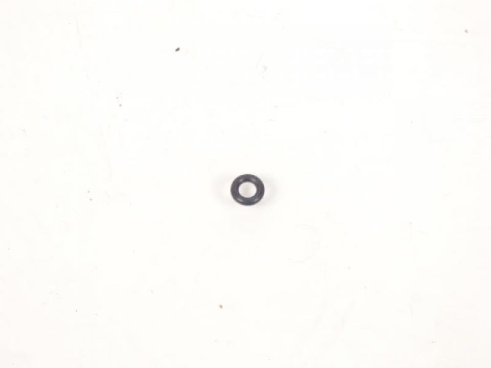 O-ring del carburatore nuovo. Questa guarnizione si trova in posizioni diverse a seconda delle moto. Venduto all'unità. Consegnato come da foto.