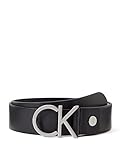 Mit diesem Calvin Klein Gürtel treffen Sie auf jeden Fall die richtige Entscheidung! Der Gürtel mit der filigranen Schnalle ist das perfekte Accessoire für jedes Outfit! Weite 95
