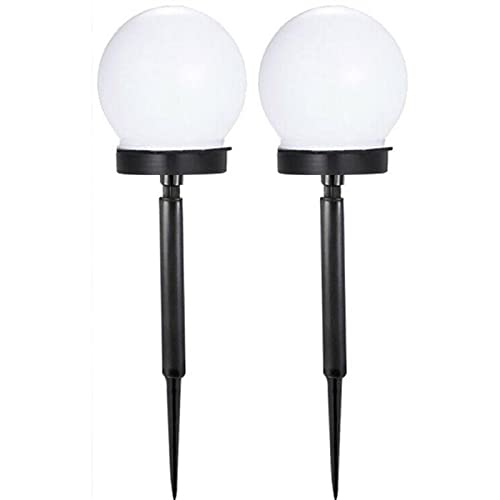 Ampoule solaire de pelouse pour illuminer une allée sombre de maison