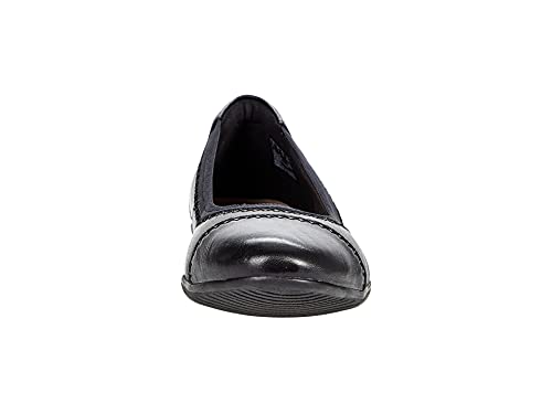 Image of Clarks Women's Sara Ballet Flat