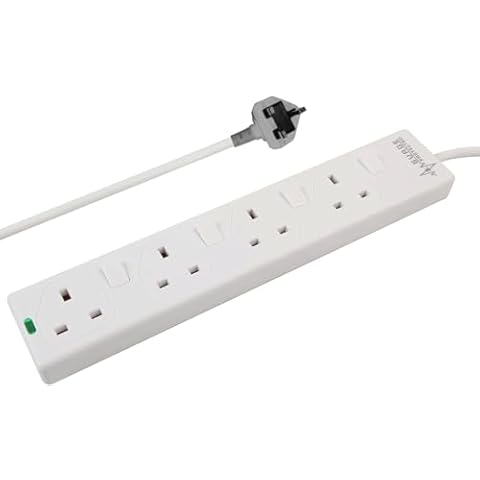PRO ELEC 3m Switched Surge Protected Extension Lead Cover