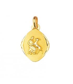Médaille zodiaque ovale or jaune Vierge, votre bijou fétiche au quotidien