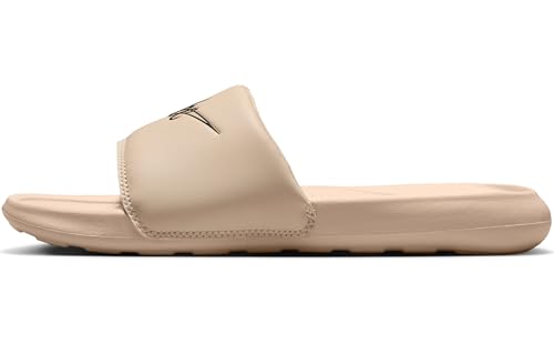 Nike Women's Laced Shoes3