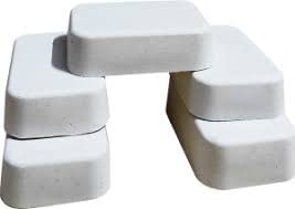 Natural Mineral Block Added with Cuttlefish Bone for Birds 280 Gram(4 Piece) for Finches, Budgies, Conures, Lovebirds, Cockatiels, African Grey, Macaws, Cockatoo, Eclectus