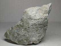 ヨシオ 189g 翡翠 ヒスイ 原石 鑑賞石 自然石 誕生石 鉱物 鉱石 水石