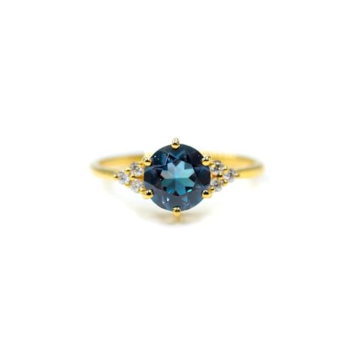 Vintage 18K Yellow Gold Alexandrite Engagement Ring - Genuine Moissanite - D Color (VVS1) Wedding Ring, Alexandrite Bridal Promise Ring for Women , Anniversary & Valentine's Day Proposal Ring, June Birthstone Gifts (QS-AL-23)
