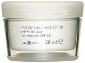 Avon liiv botanicals Vital Day Cream with SPF 20