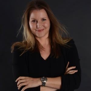 Cristina DiGiacomo Podcast Por  arte de portada